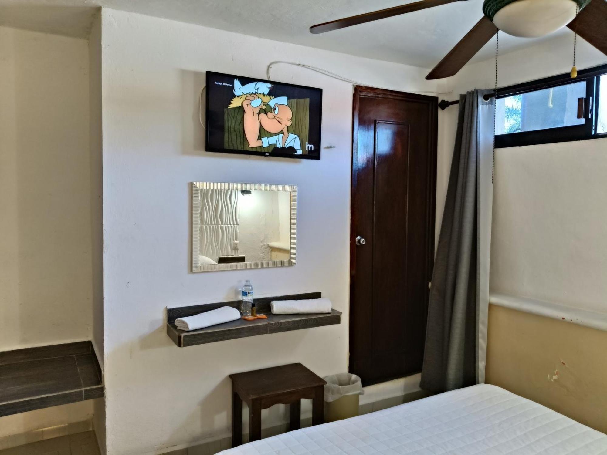 Hotel Rath Campeche Buitenkant foto