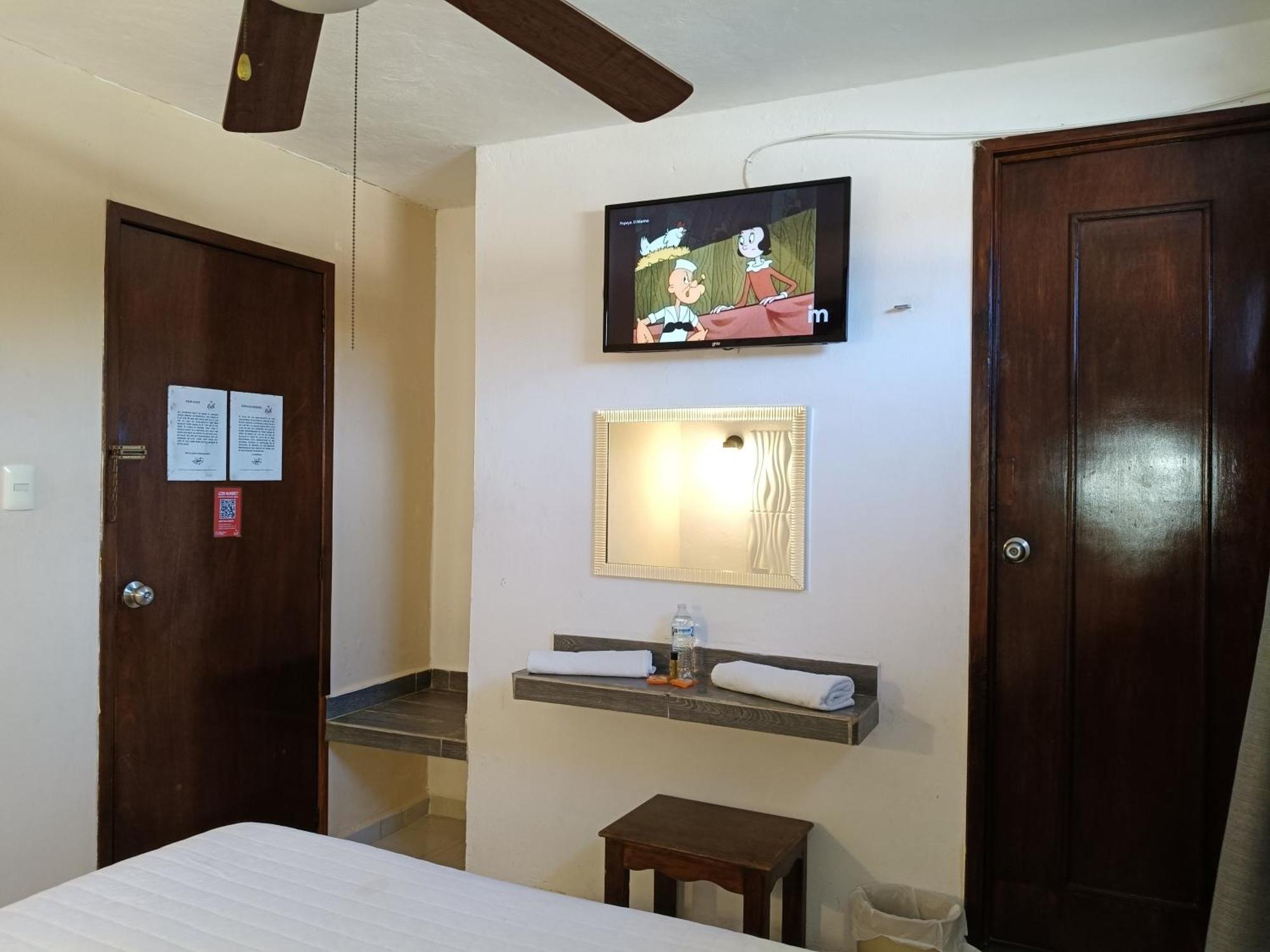 Hotel Rath Campeche Buitenkant foto