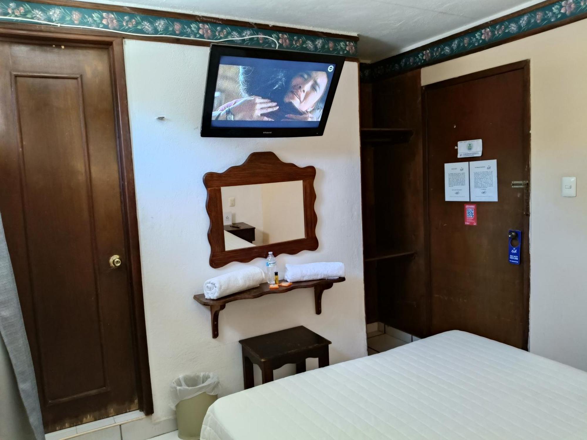 Hotel Rath Campeche Buitenkant foto