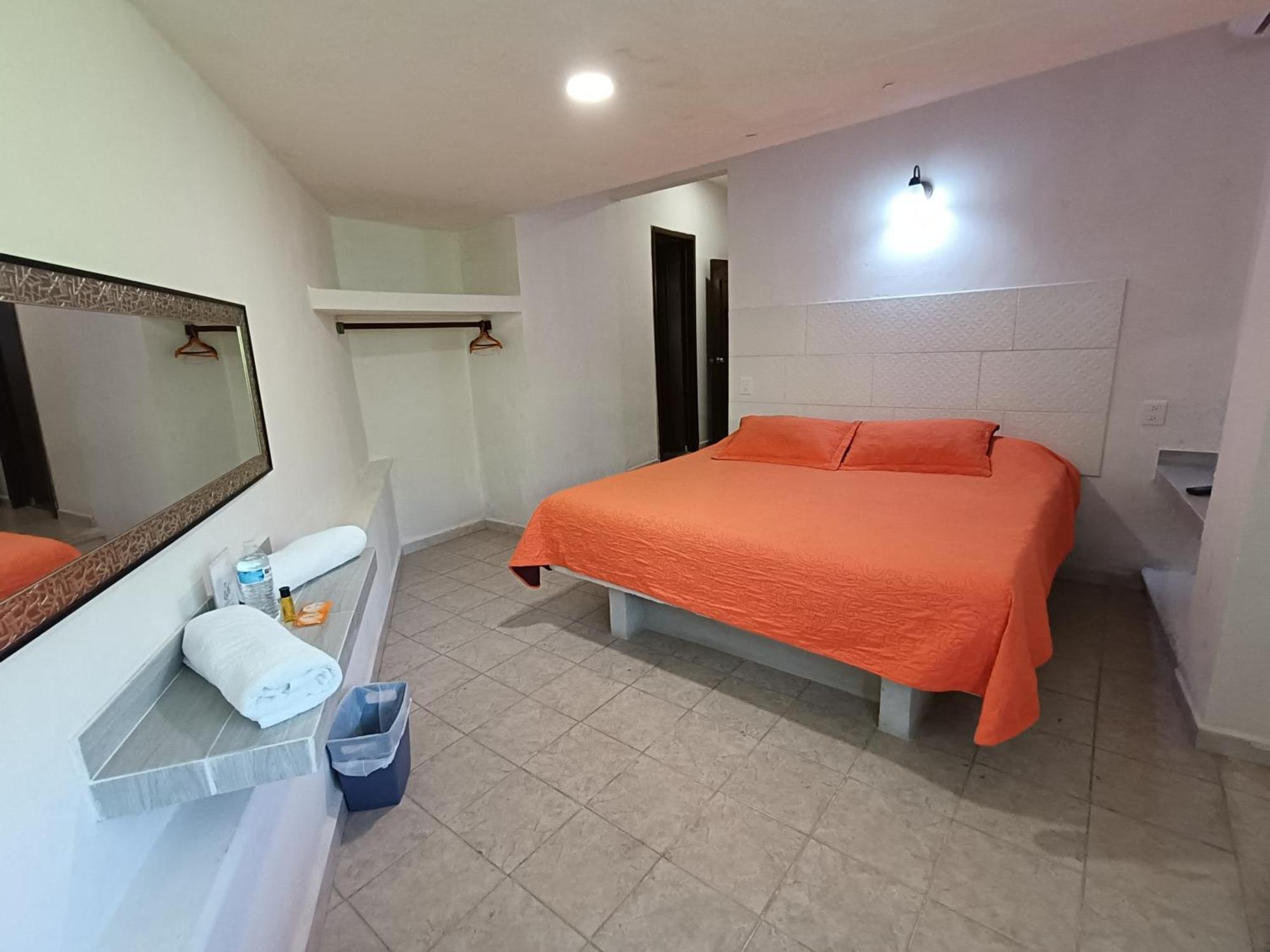Hotel Rath Campeche Buitenkant foto