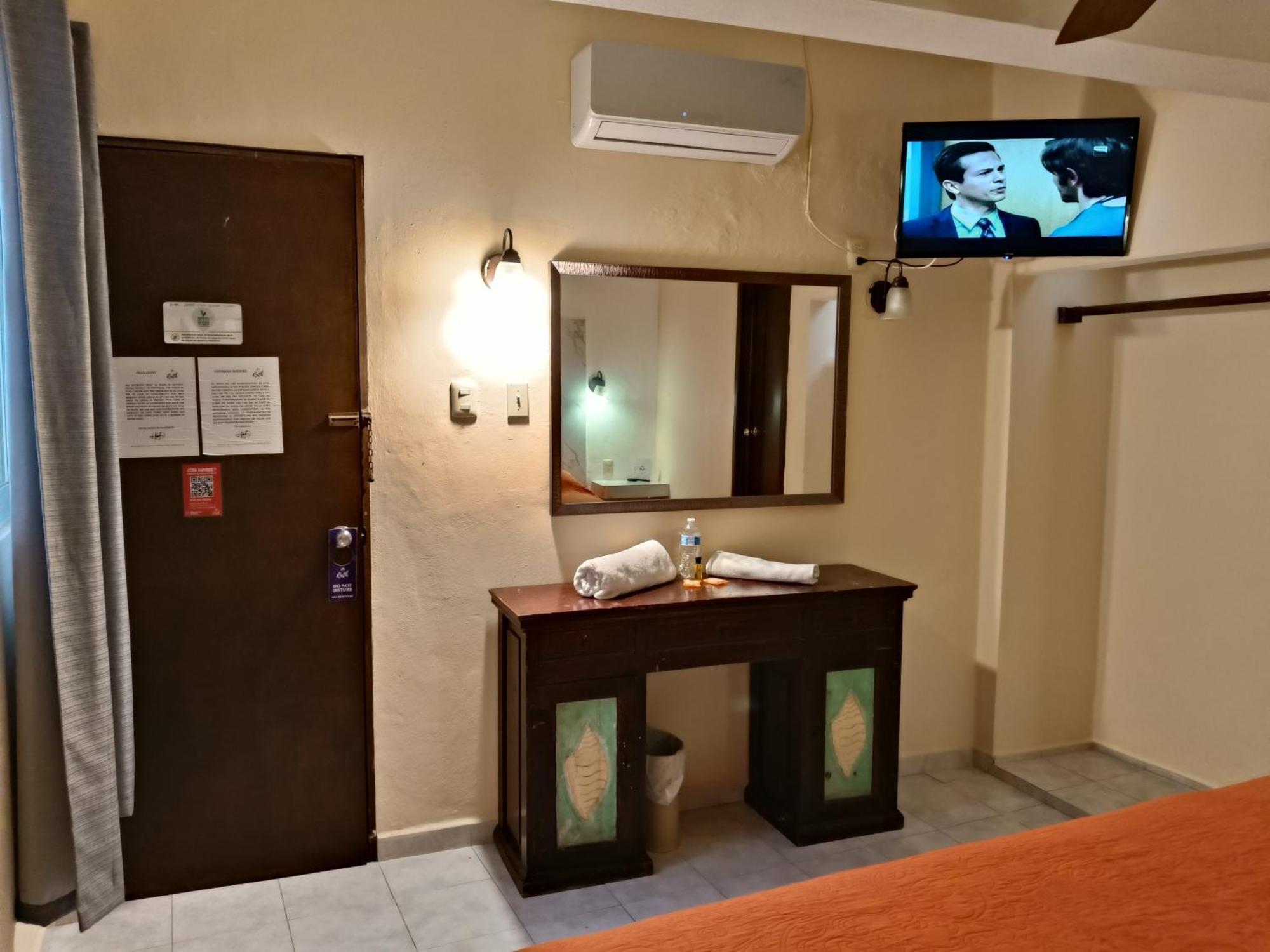 Hotel Rath Campeche Buitenkant foto